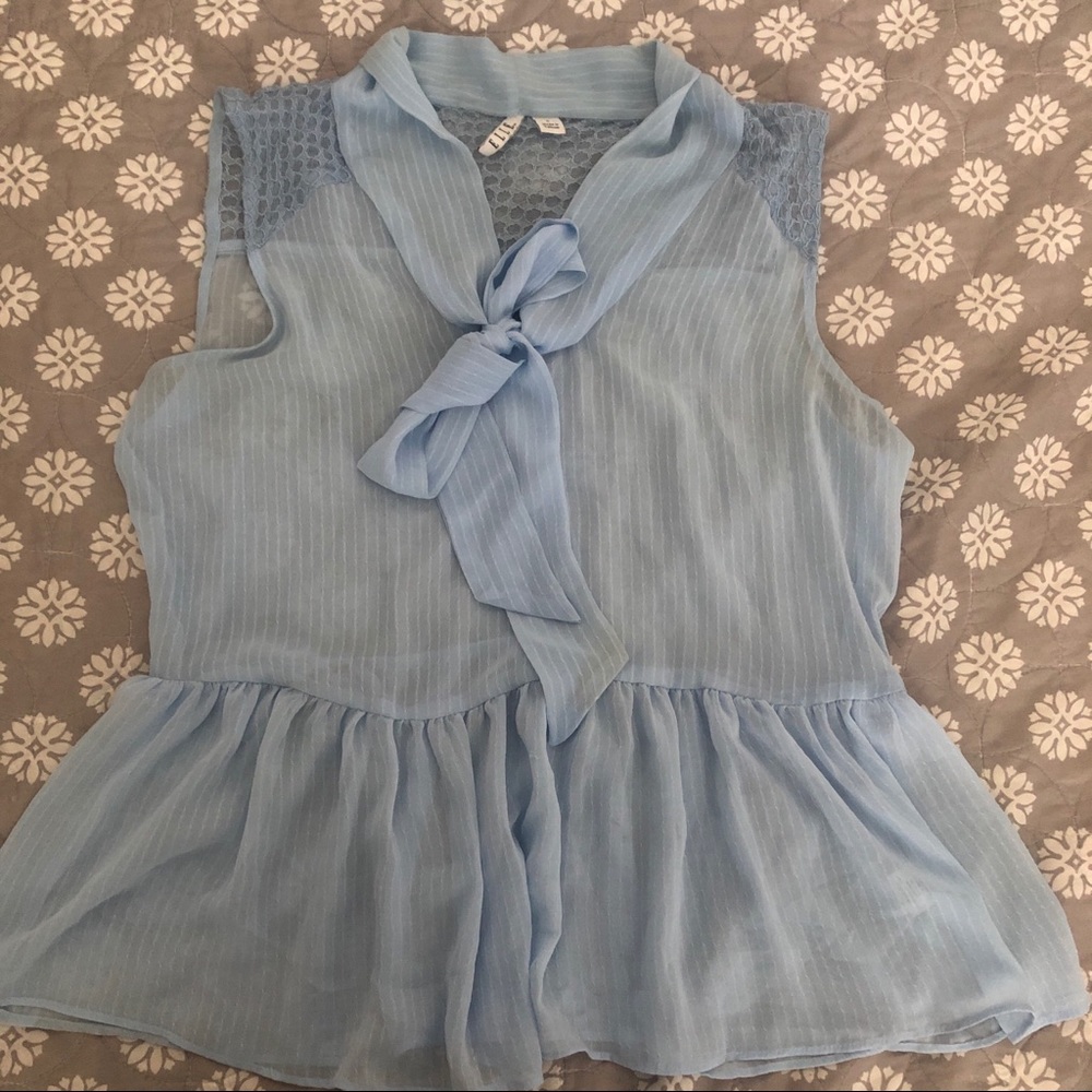 Elle peplum top